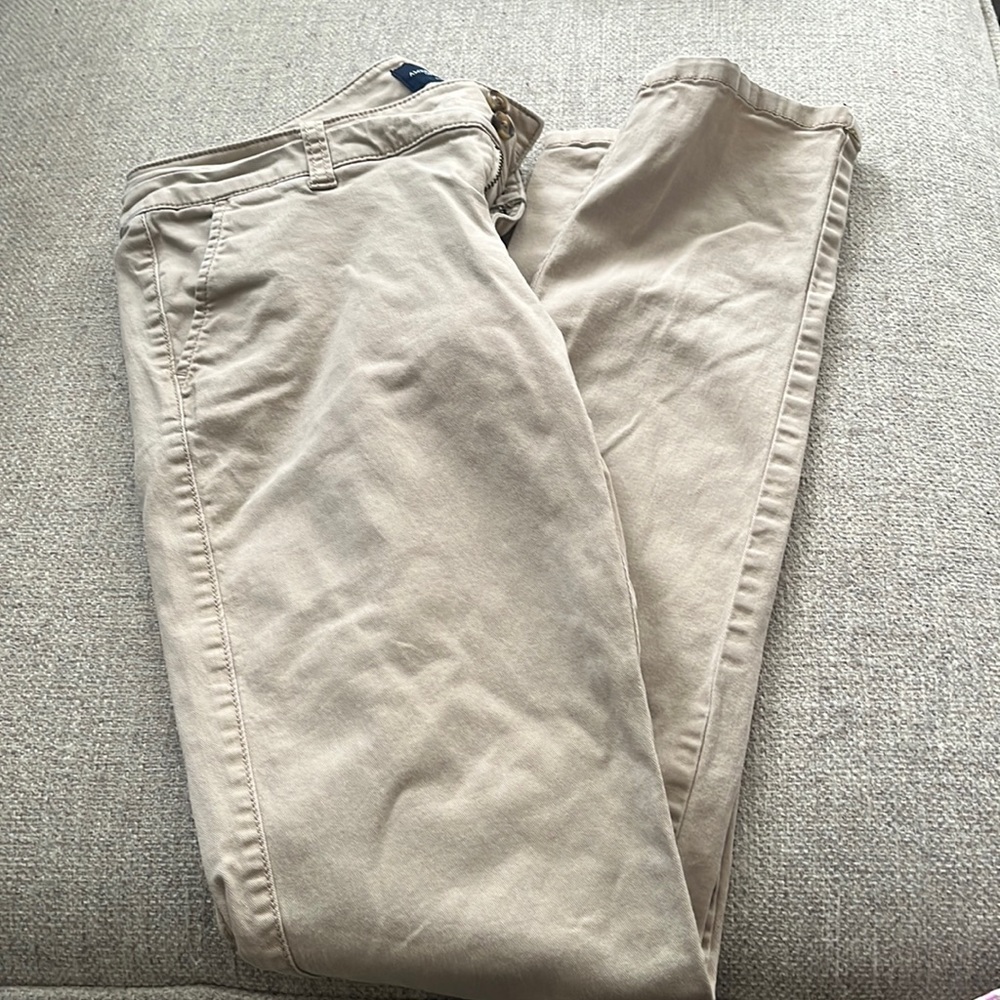 American Eagle khaki straight leg, 4 long